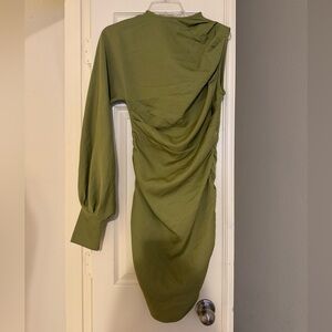 PrettyLittleThing Olive Long Sleeve Dress